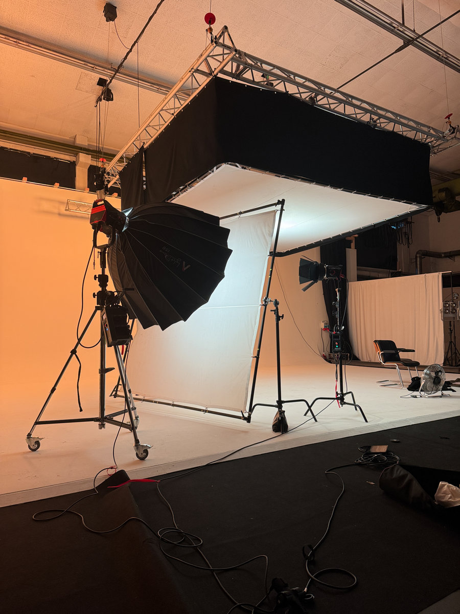 Hohlkehle Studio Lünen NRW — schwarze Variante, Bild 12